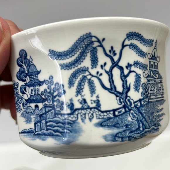 Vintage Royal Staffordshire ironstone “Willow” coffee pot cream & sugar - Picture 15 of 16